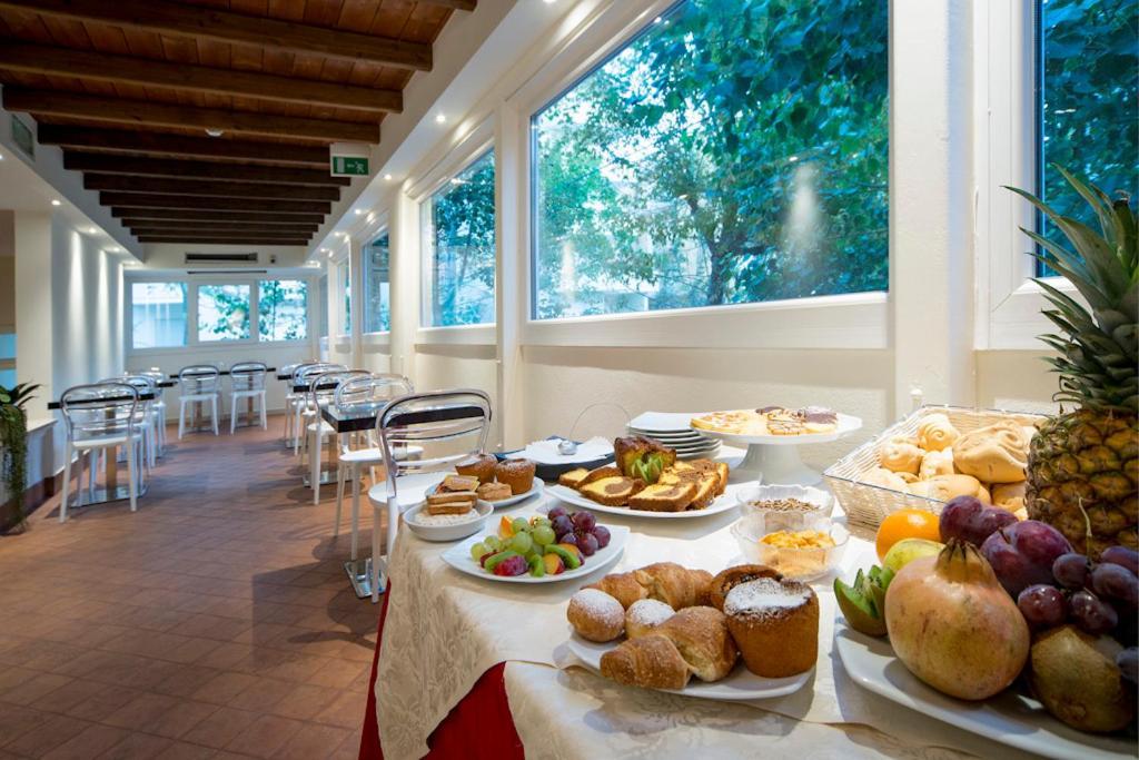 Atmosphere Suite Hotel Rimini Exterior photo